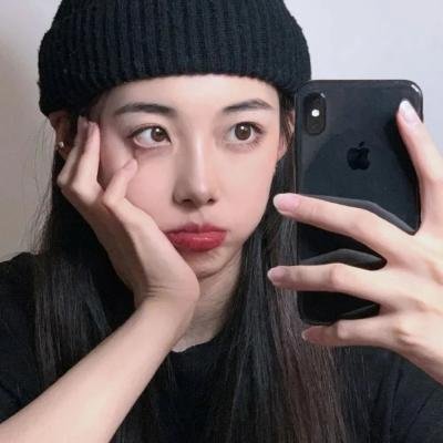 小犬与女孩